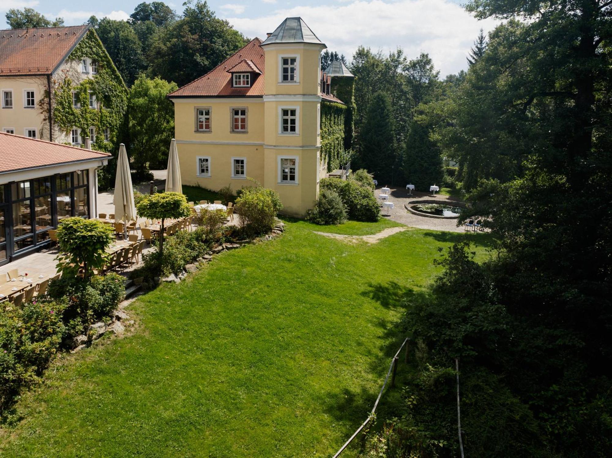 Landschloss Ernestgrün Neualbenreuth Exterior foto